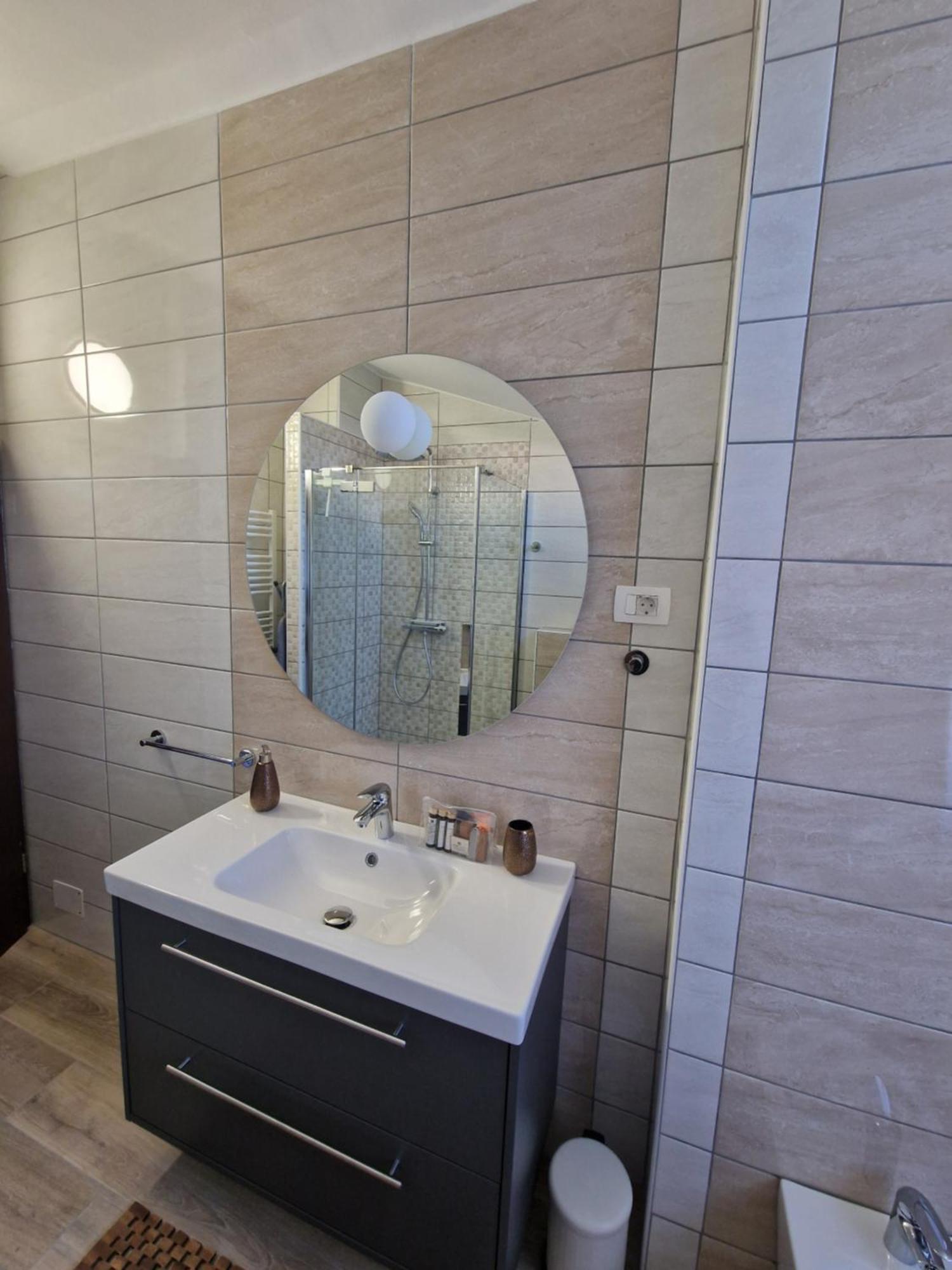 Sea View Terrace Apartment Izola Dış mekan fotoğraf